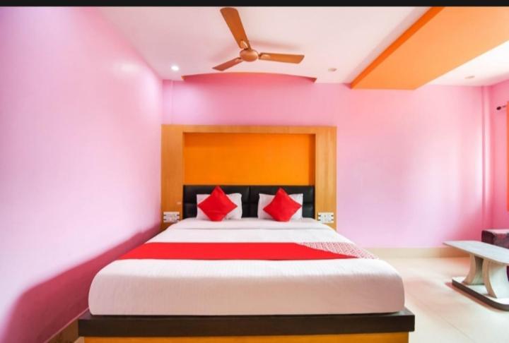 Hotel Orient Residency Kolkata Bilik gambar